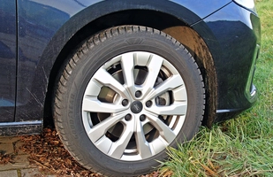 Ford Grand Tourneo Connect - samochód rodzinno-dostawczy