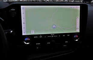 Lexus NX 350h - między tradycją a nowoczesnością