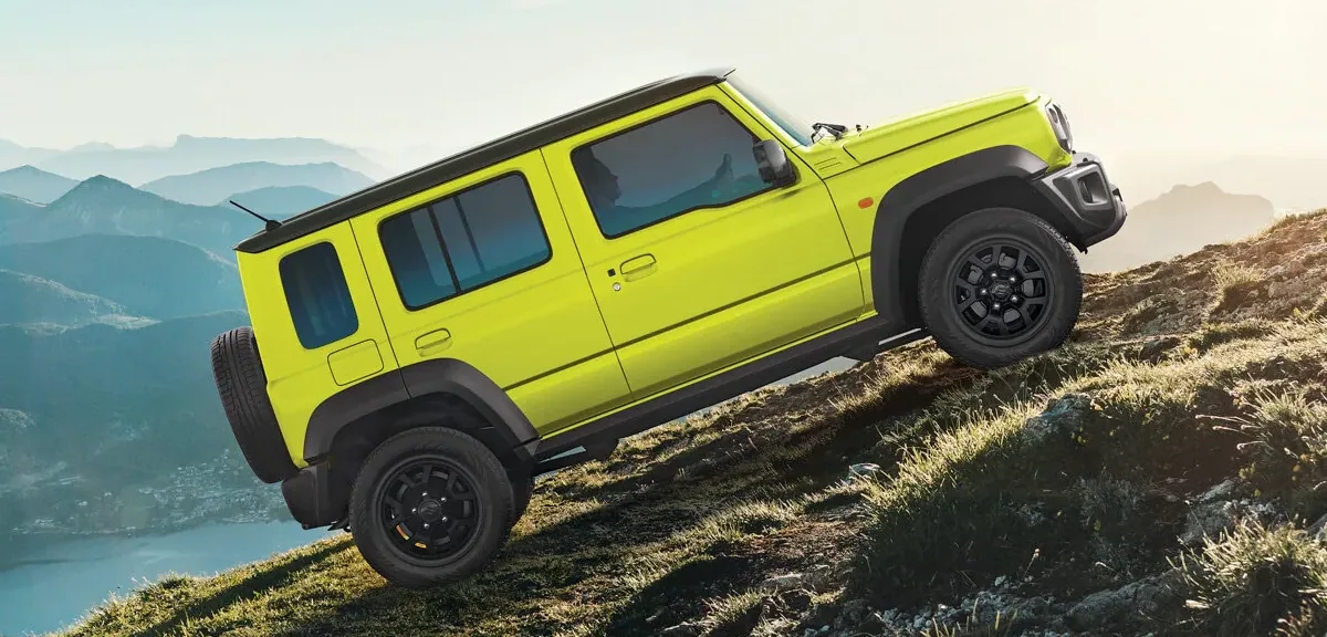 Suzuki Jimny z pięciodrzwiowym nadwoziem