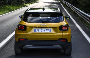 Jeep Avenger z tytułem Car of the Year 2023