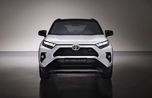 Toyota RAV4 GR Sport już w salonach. Ceny