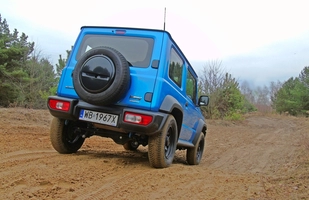 Suzuki Jimny - jedyny taki samochód ciężarowy na świecie