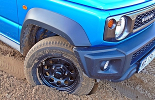 Suzuki Jimny - jedyny taki samochód ciężarowy na świecie