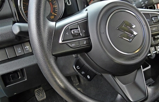 Suzuki Jimny - jedyny taki samochód ciężarowy na świecie