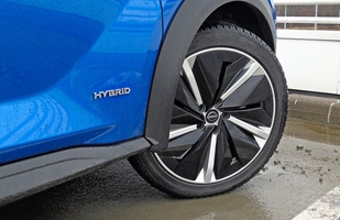 Nissan Juke Hybrid - hybrydowa oryginalność