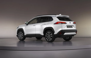 Toyota Corolla Cross z nowym napędem
