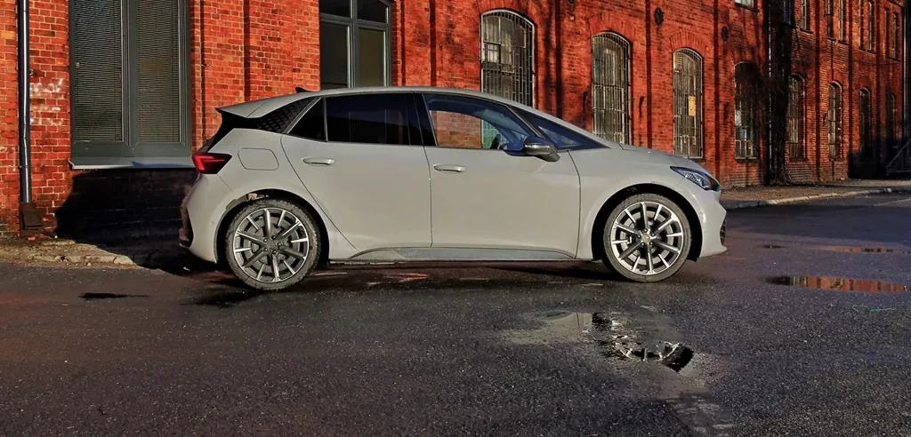 Cupra Born - test elektrycznego hot hatch’a