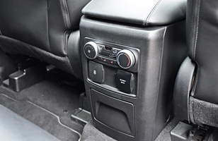 Ford Explorer PHEV - test SUVa zza Wielkiej Wody