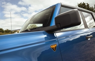 Ford Bronco został zaprezentowany w Polsce. Co o nim wiemy?