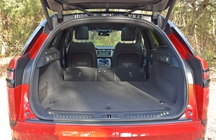 Range Rover Velar P400 - niby to samo, a jednak inaczej