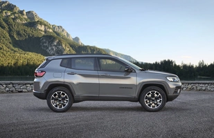 Jeep Compass w wersjach Upland i High Altitude