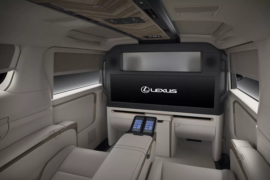 Lexus LM. Nowa generacja dla Europy