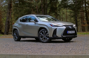 Test: Lexus UX 250h F Sport - istotny, choć prawie niezauważalny lifting