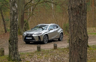 Test: Lexus UX 250h F Sport - istotny, choć prawie niezauważalny lifting