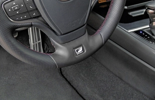 Test: Lexus UX 250h F Sport - istotny, choć prawie niezauważalny lifting