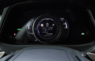 Test: Lexus UX 250h F Sport - istotny, choć prawie niezauważalny lifting