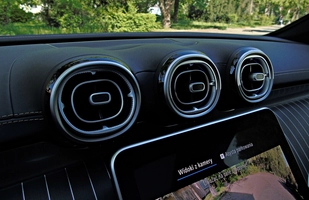 TEST: Mercedes Klasy C 300d - aspiracje do arystokracji