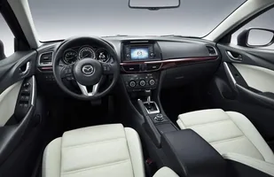 Oto nowa Mazda6 kombi — zdjęcie 2