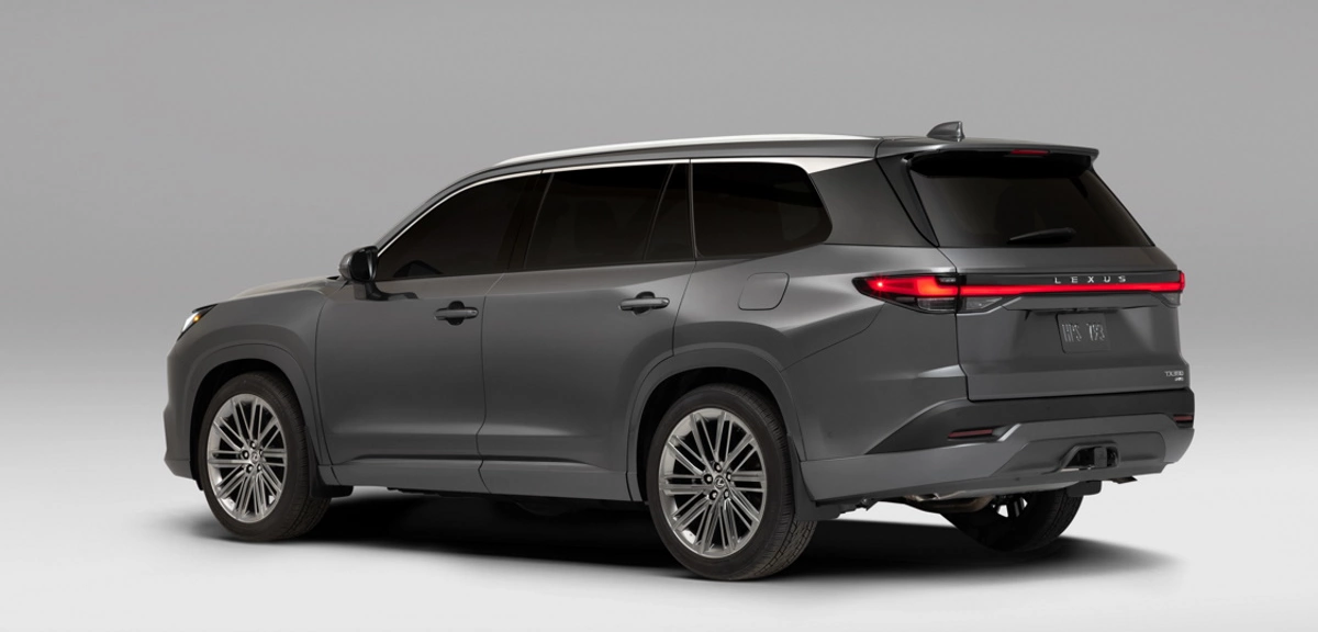 Lexus TX