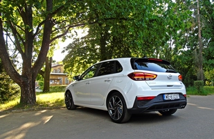 TEST: Hyundai i30 N Line - ile w nim sportu?