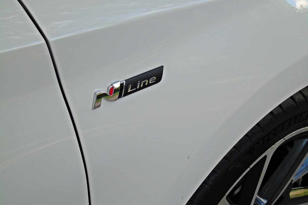 TEST: Hyundai i30 N Line - ile w nim sportu?