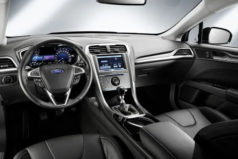 Wnętrze nowego Forda Mondeo
