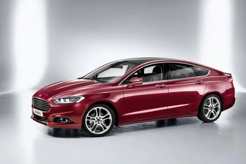 Nowy Ford Mondeo