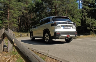 Test: Suzuki S-Cross - hybryda, automat i napęd na przód