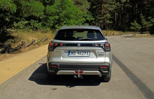 Test: Suzuki S-Cross - hybryda, automat i napęd na przód