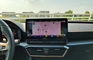 Test: Cupra Leon Sportstourer - rozsądek ponad emocjami