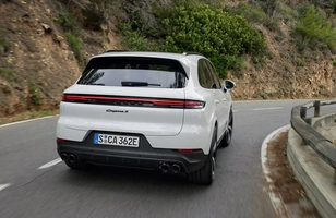 Porsche Cayenne S E-Hybrid. Nowość