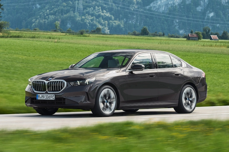 BMW serii 5 z nowymi napędami hybrydowymi