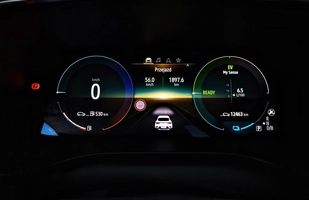 Test: Renault Arkana E-Tech - ucząc się od najlepszych