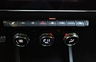 Test: Renault Arkana E-Tech - ucząc się od najlepszych