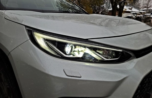 Test: Suzuki Across - znana hybryda w odmiennym wydaniu