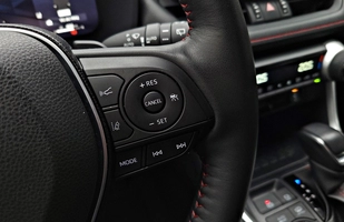 Test: Suzuki Across - znana hybryda w odmiennym wydaniu