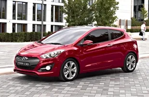Hyundai i30 w wersji trzydrzwiowej — zdjęcie 1