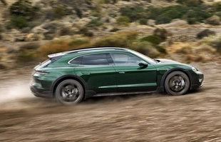 Porsche Taycan po liftingu. Mocniejsze i z większym zasięgiem