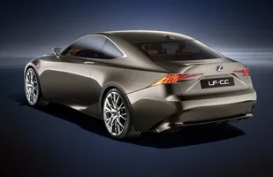 Nowe Lexusy w Paryżu. Mamy zdjęcia! — zdjęcie 3
