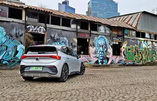 Cupra Born 58 kWh 231 KM – sportowy elektryczny hatchback