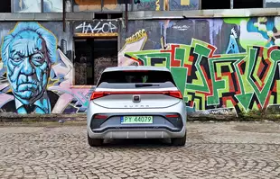 Cupra Born 58 kWh 231 KM – sportowy elektryczny hatchback