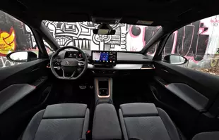 Cupra Born 58 kWh 231 KM – sportowy elektryczny hatchback