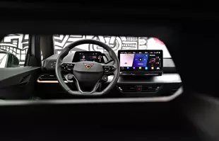 Cupra Born 58 kWh 231 KM – sportowy elektryczny hatchback