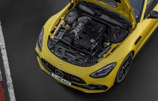 Mercedes-AMG GT 43 Coupe z dwulitrowym silnikiem