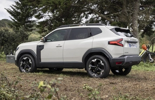 Dacia Duster III (2024). Polskie ceny są atrakcyjne