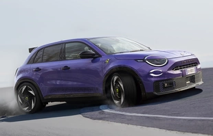 Abarth 600e na pierwszych zdjęciach