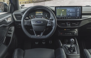 Ford Focus ST Edition. Na drogę i na tor