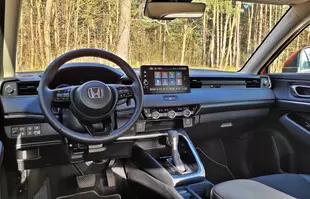 Honda HR-V e:HEV – udany przykład pójścia na przekór