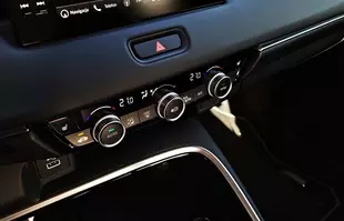 Honda HR-V e:HEV – udany przykład pójścia na przekór