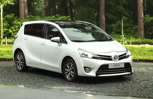 Toyota Verso po liftingu — zdjęcie 4